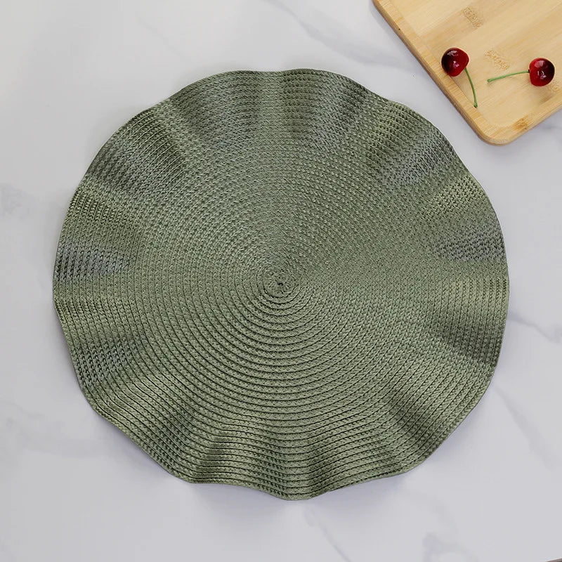Set of 6 Round Placemats with Weave Design