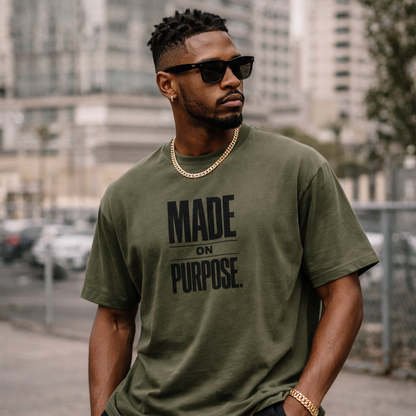 MADE ON PURPOSE. STREETWEAR GRAPHIC TEE