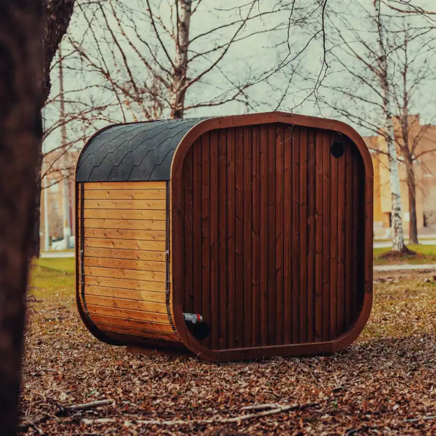 Premium 4-Person Outdoor Scandinavian ThermoWood Cube Sauna Kit